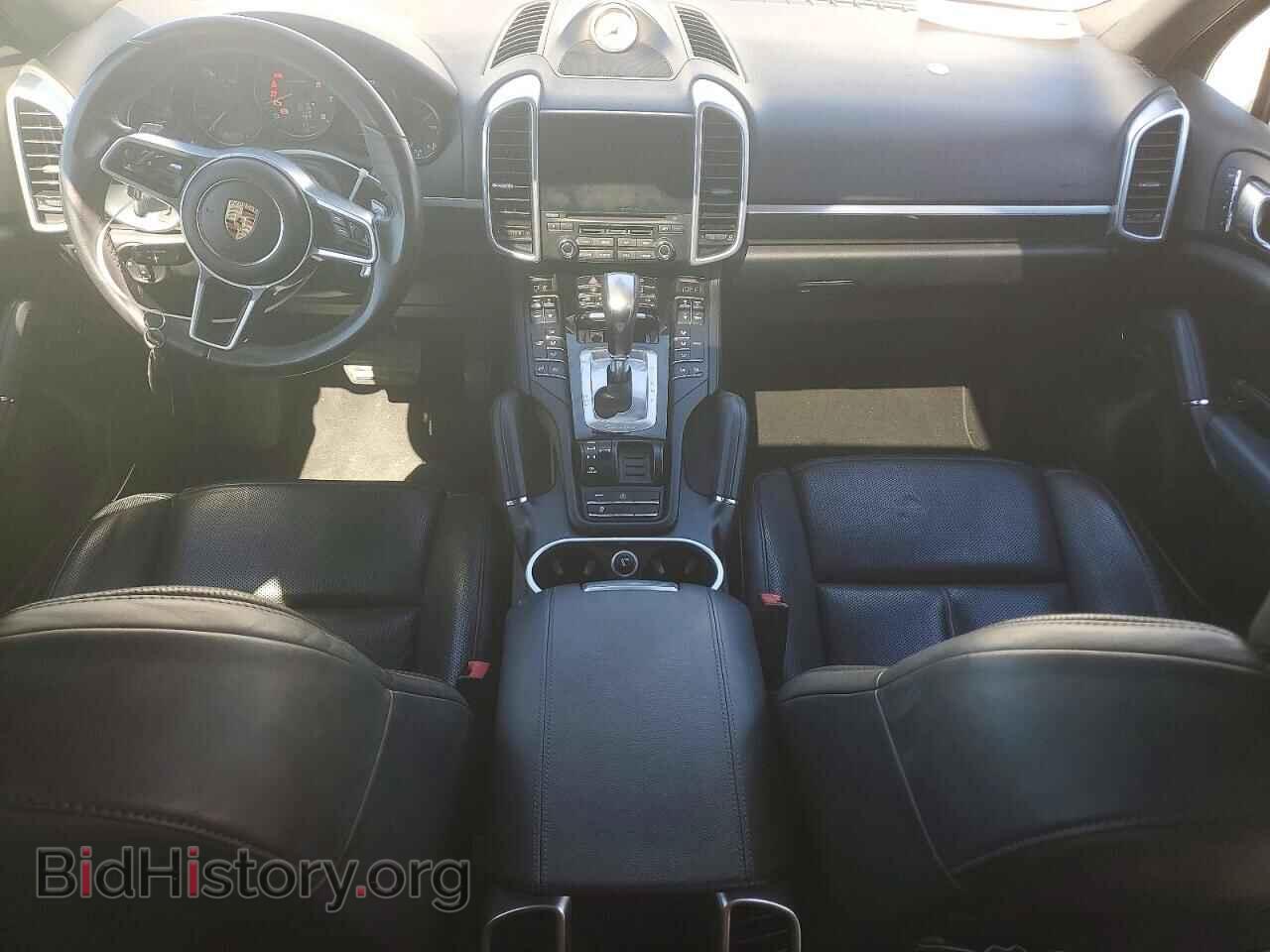 2017 PORSCHE CAYENNE - VIN: WP1AA2A24HKA82424 - Photo 8