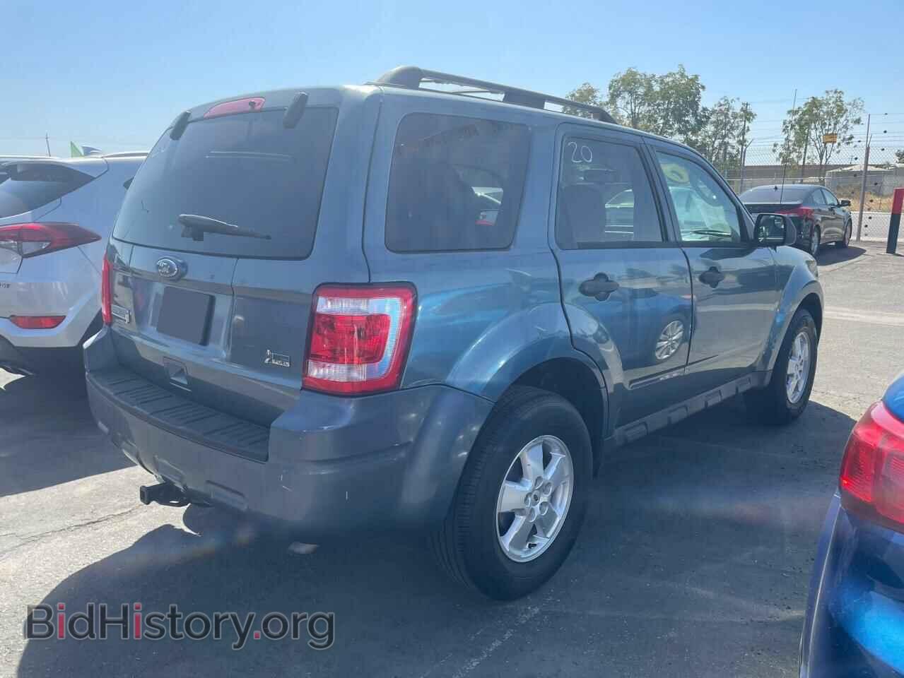 2010 FORD ESCAPE - VIN: 1FMCU0DG2AKD20074 - Фото 4