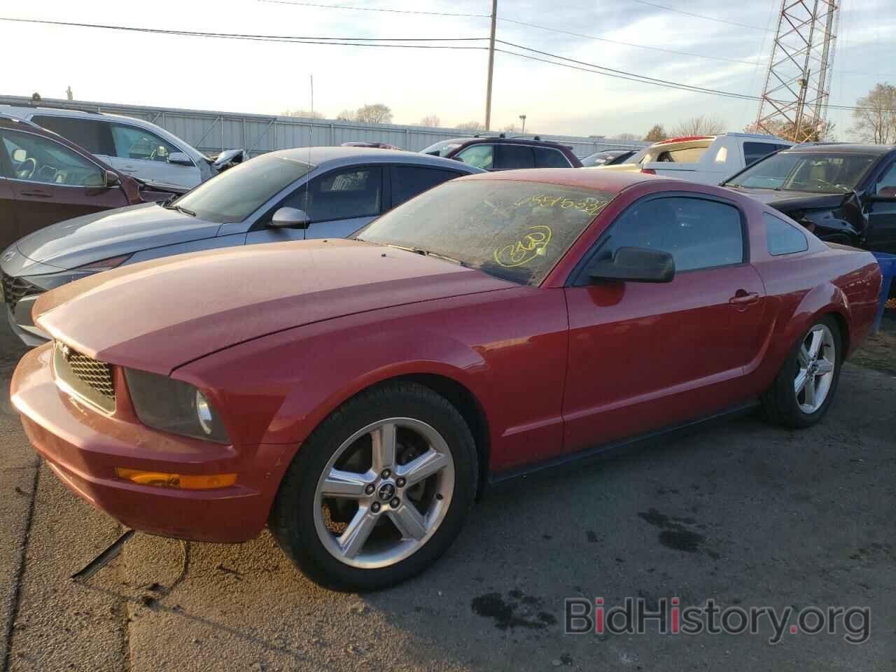 Photo 1ZVHT80N285117420 - FORD MUSTANG 2008