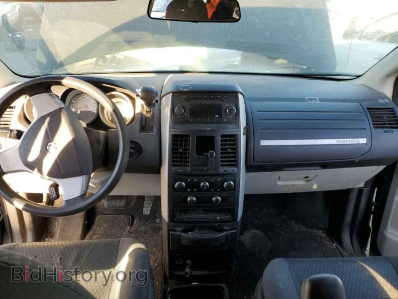 2010 Dodge CARAVAN (VIN 2D4RN4DE6AR268566) — фото 8 из 13