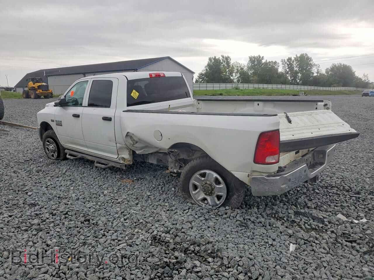 2015 RAM 2500 - VIN: 3C6TR5HT2FG685449 - Photo 2