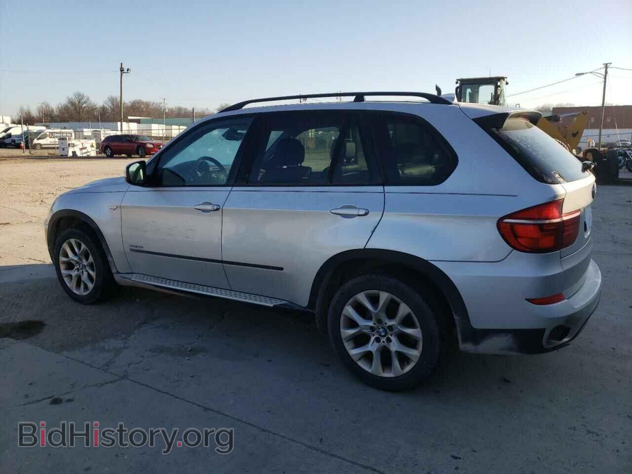 2011 BMW X5 - VIN: 5UXZV4C58BL740189 - Фото 2