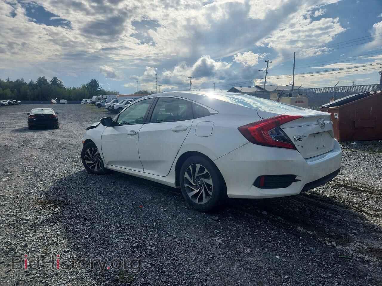 2018 HONDA CIVIC - VIN: 2HGFC2F81JH028835 - Photo 2