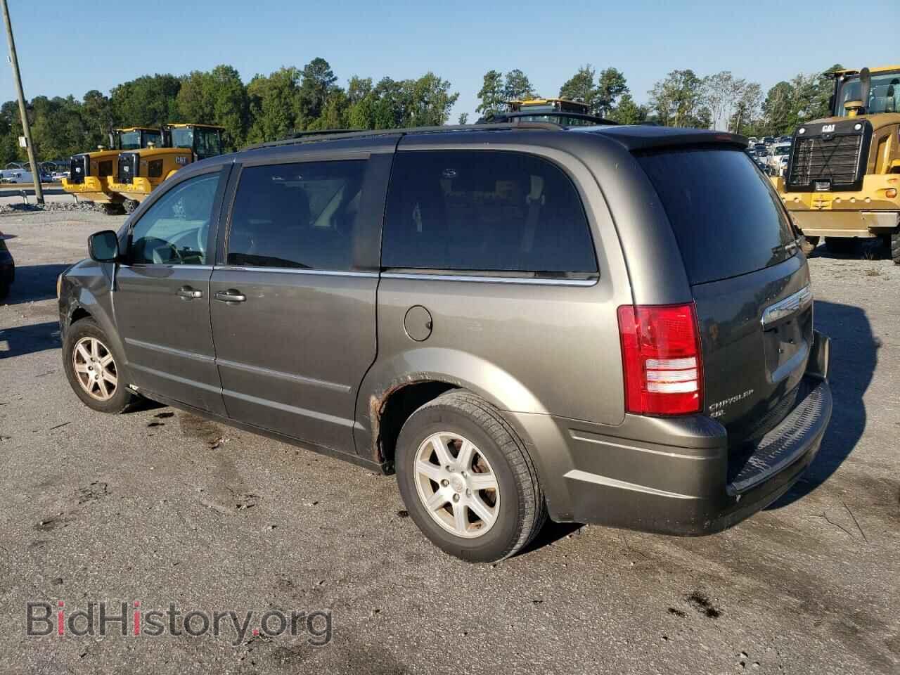 2010 CHRYSLER MINIVAN - VIN: 2A4RR5DX9AR393693 - Photo 2