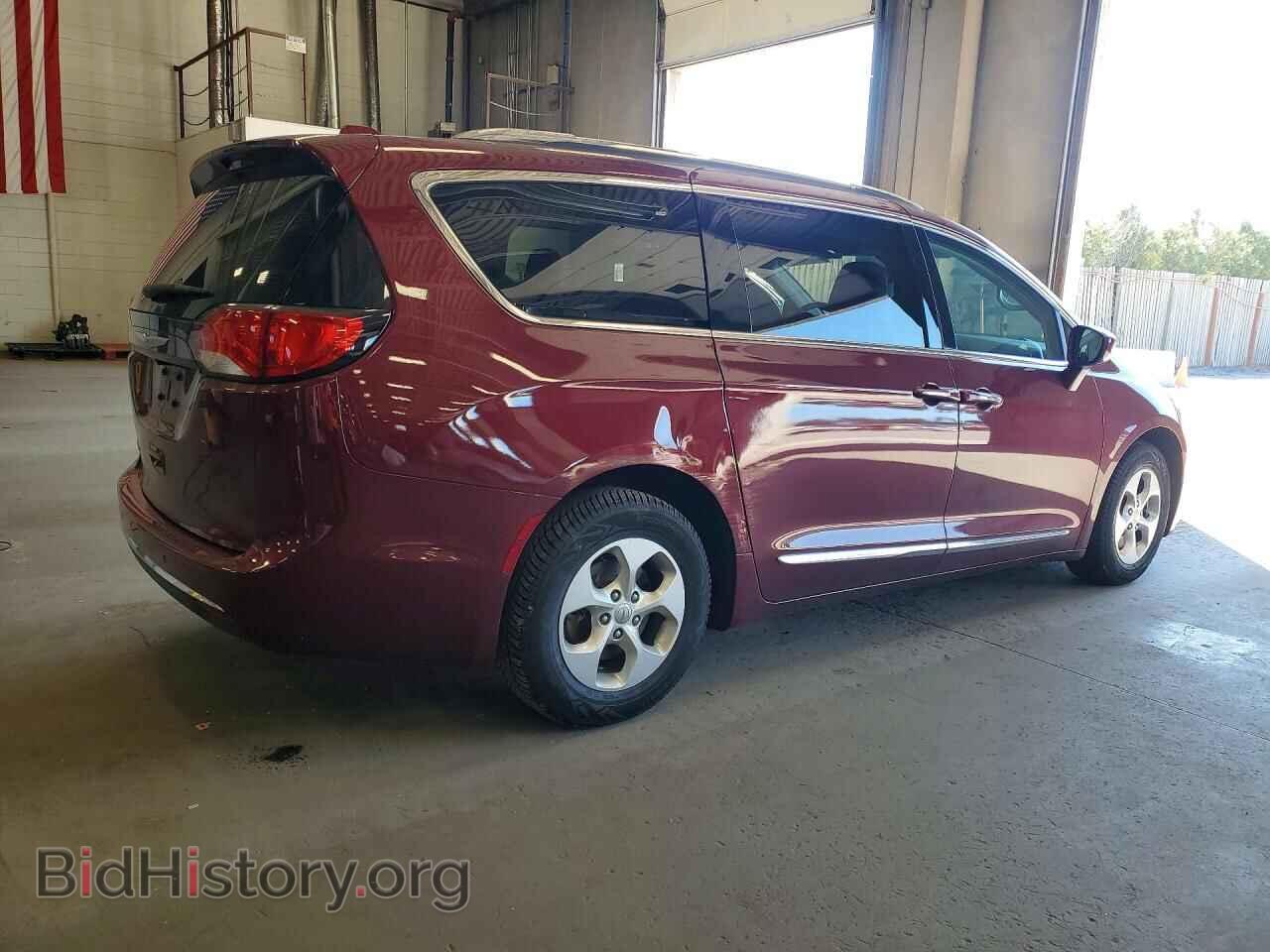 2017 CHRYSLER PACIFICA - VIN: 2C4RC1EGXHR810960 - Фото 3