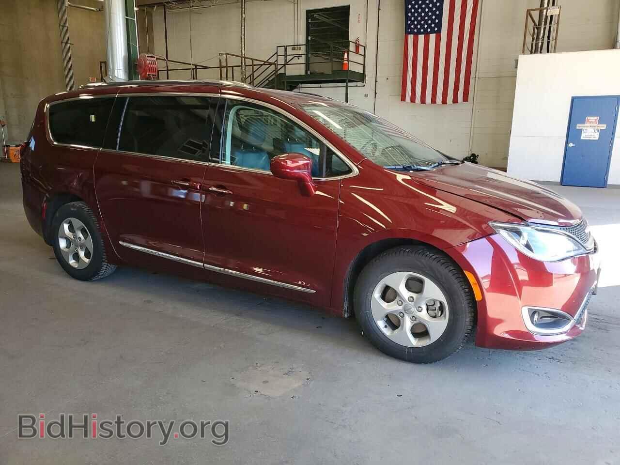 2017 CHRYSLER PACIFICA - VIN: 2C4RC1EGXHR810960 - Фото 4