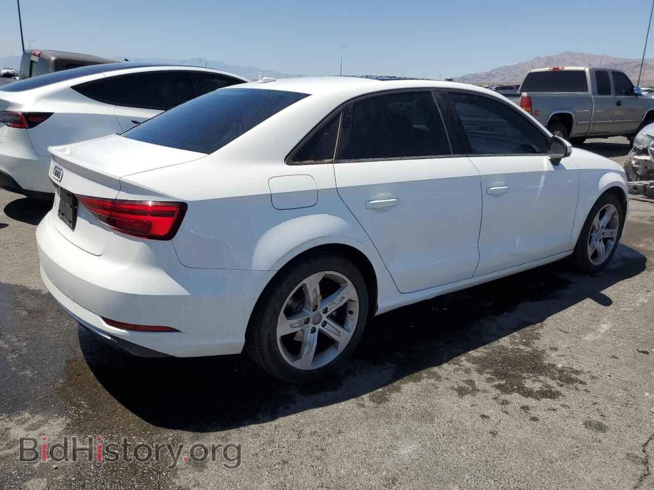 2017 AUDI A3 - VIN: WAUAUGFF0H1039770 - Фото 3