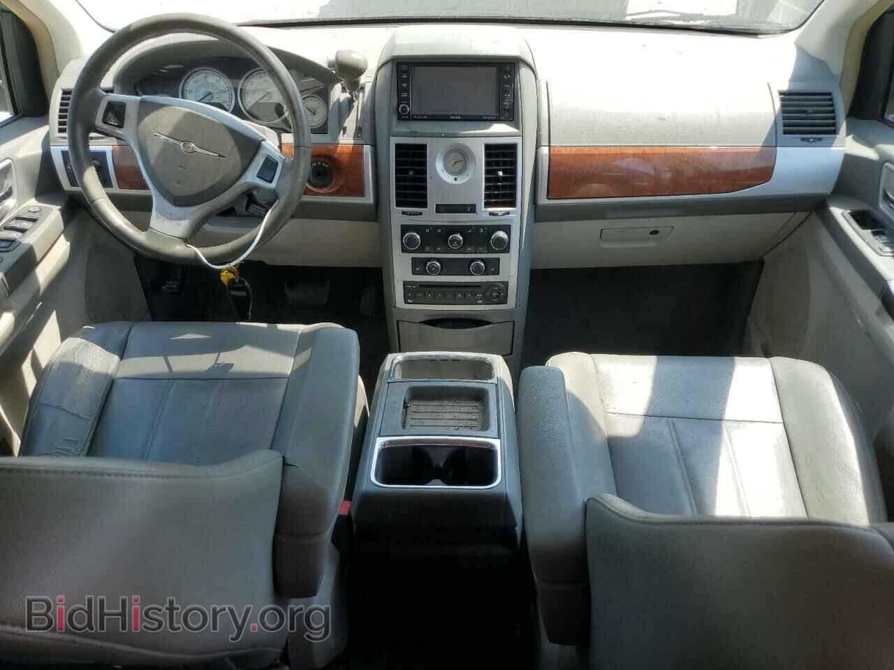 2008 CHRYSLER MINIVAN - VIN: 2A8HR54P68R739963 - Фото 8