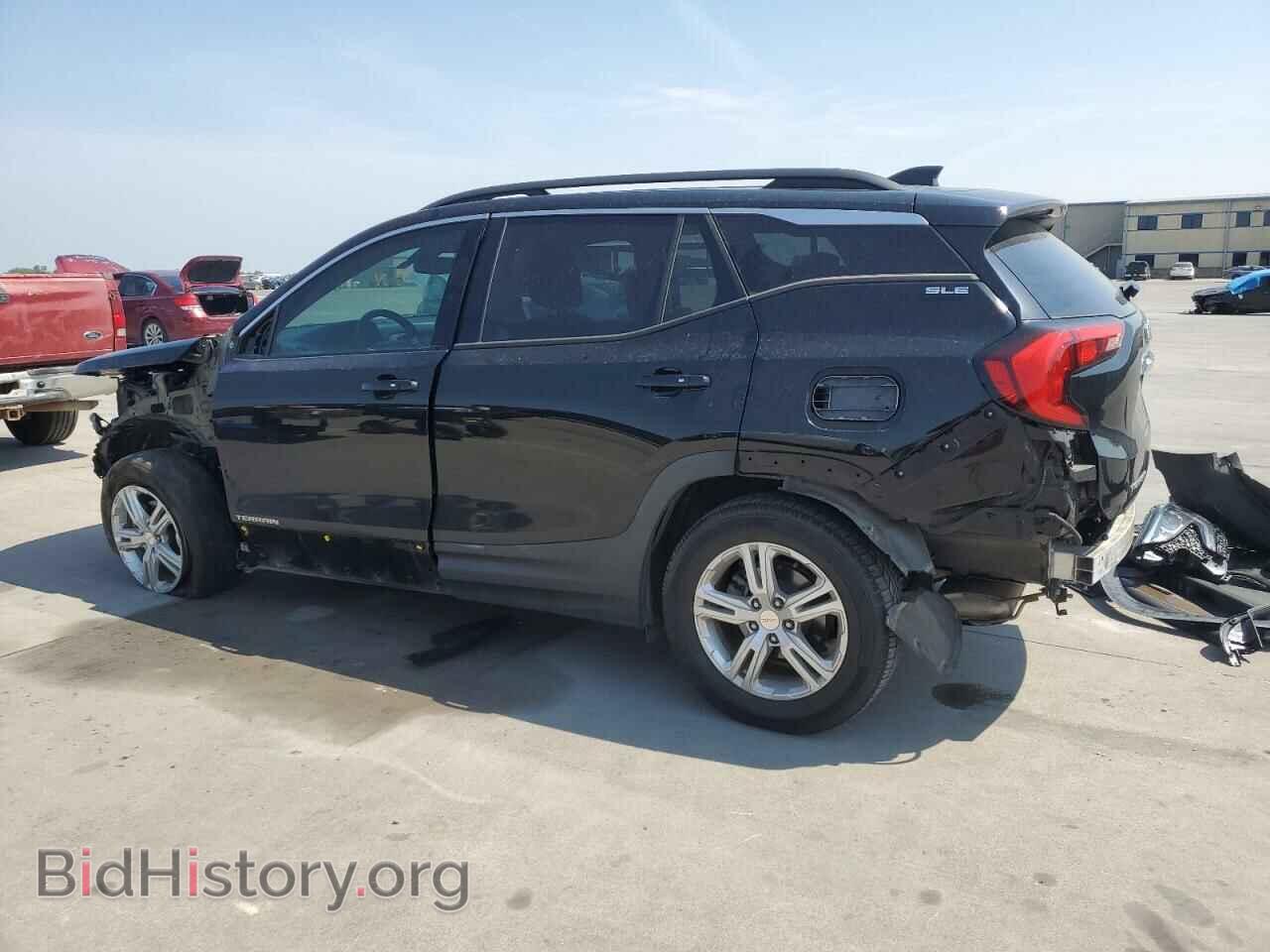 2018 GMC TERRAIN - VIN: 3GKALMEV8JL402574 - Фото 2