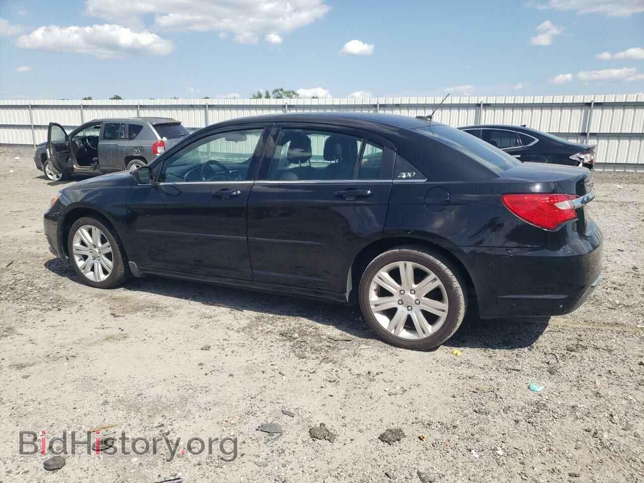 2013 CHRYSLER 200 - VIN: 1C3CCBBB2DN655871 - Фото 2