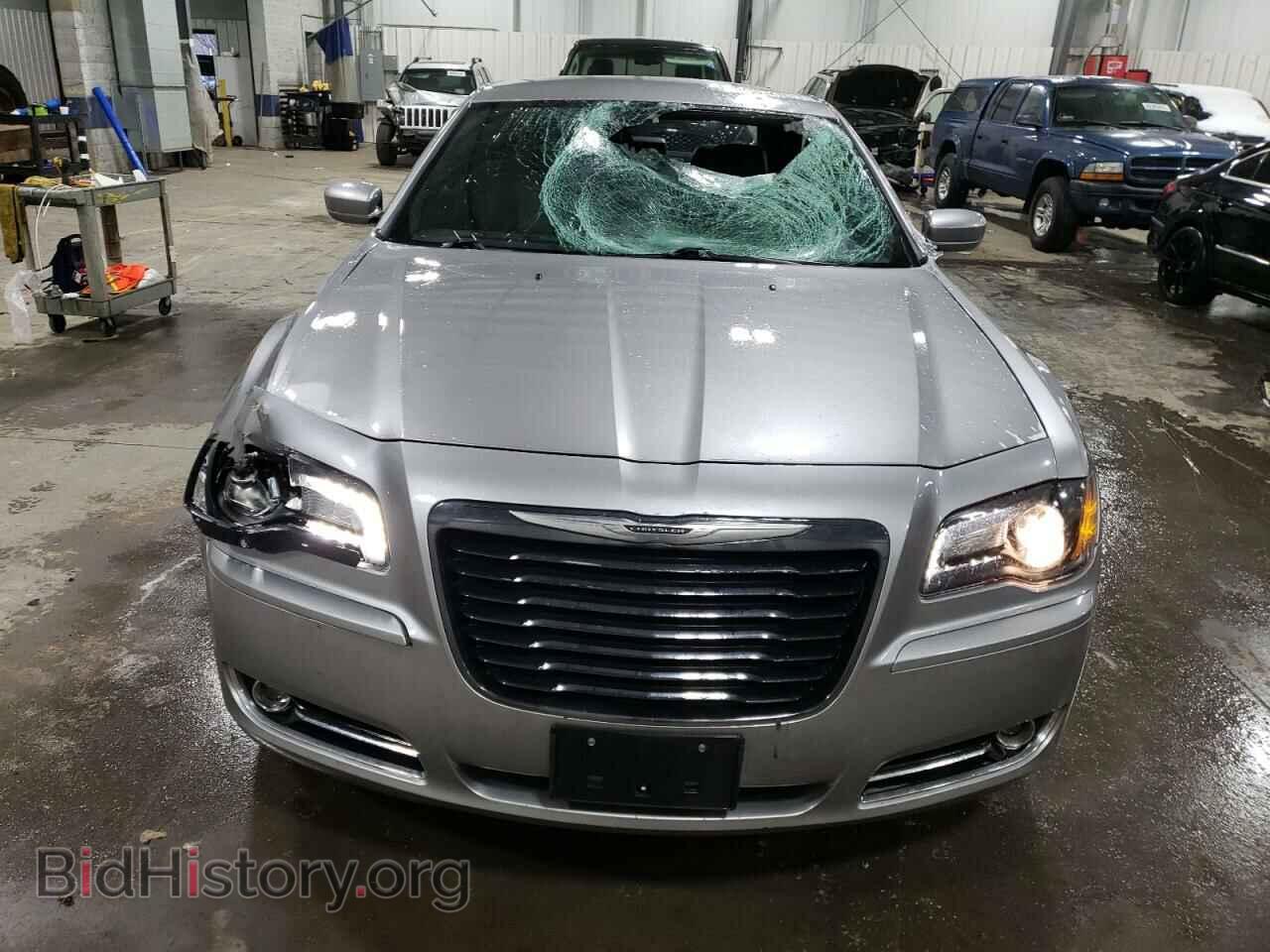 2014 CHRYSLER 300 - VIN: 2C3CCAGG8EH383514 - Фото 5
