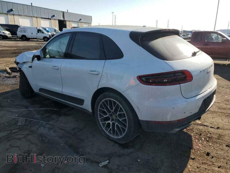 2017 Porsche MACAN (VIN WP1AA2A57HLB01746) — photo 2 of 13
