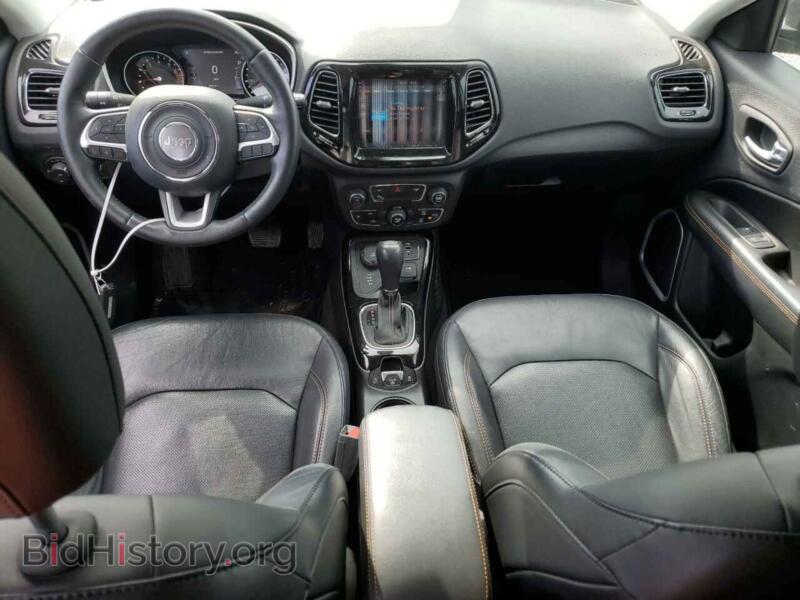 2017 Jeep COMPASS (VIN 3C4NJDCB7HT617143) — фото 8 из 13