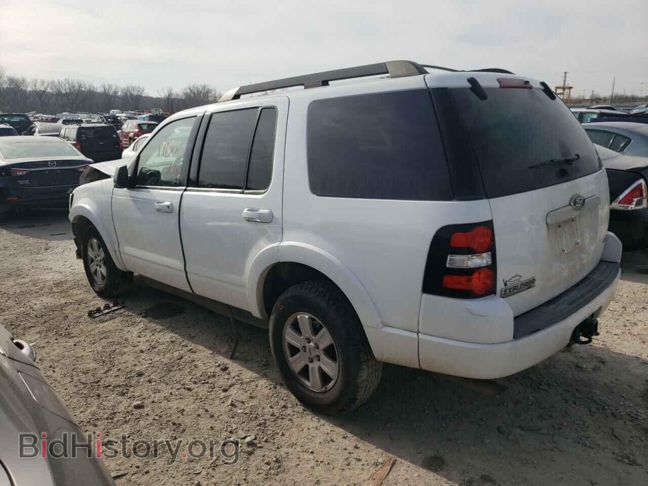 2010 FORD EXPLORER - VIN: 1FMEU7D80AUA59560 - Фото 2