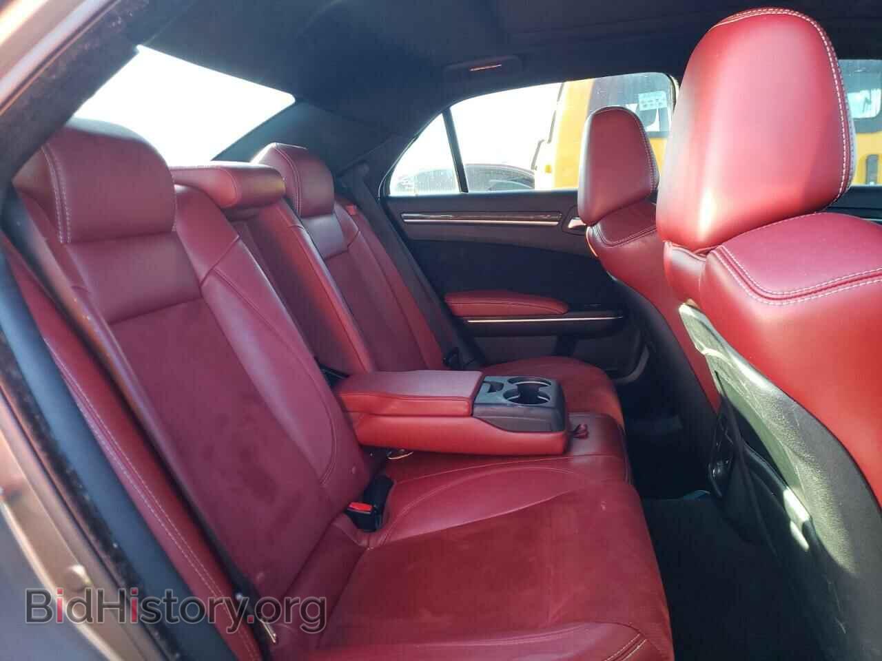 2012 CHRYSLER 300 - VIN: 2C3CCAFJ9CH801704 - Фото 6