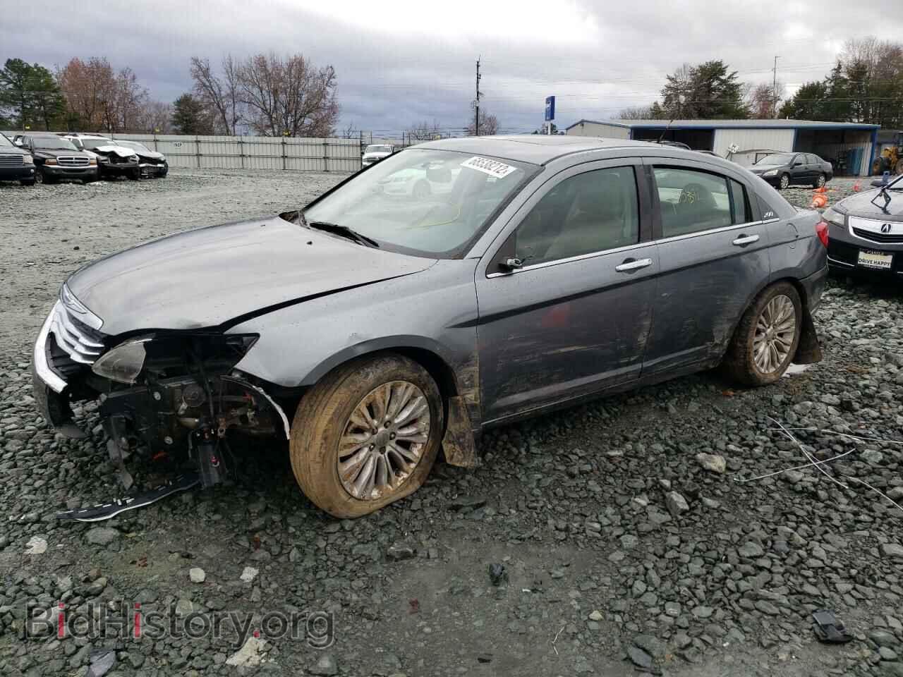 Photo 1C3BC2FG4BN607156 - CHRYSLER 200 2011