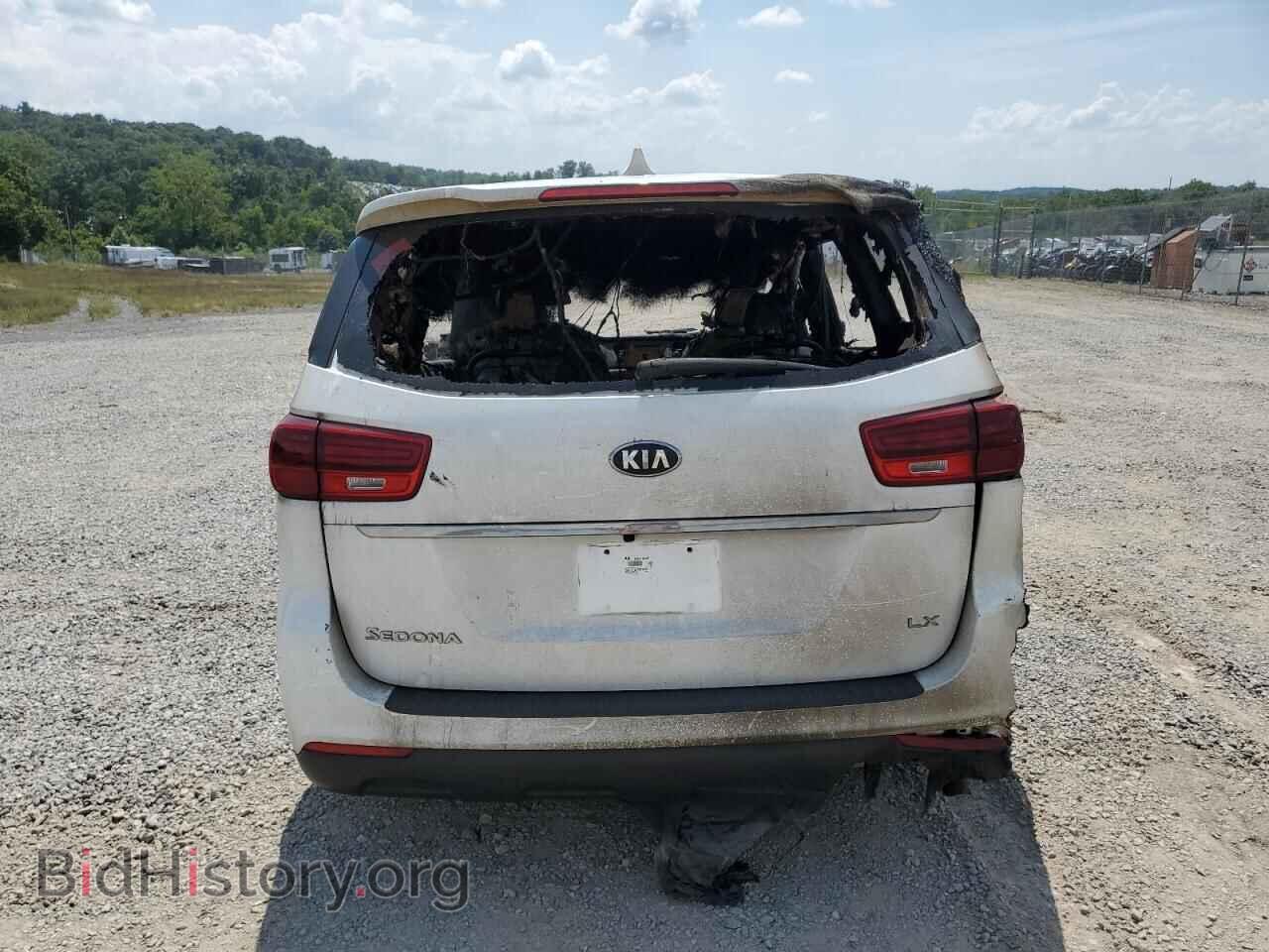 2020 KIA All Models - VIN: KNDMB5C19L6587183 - Photo 6