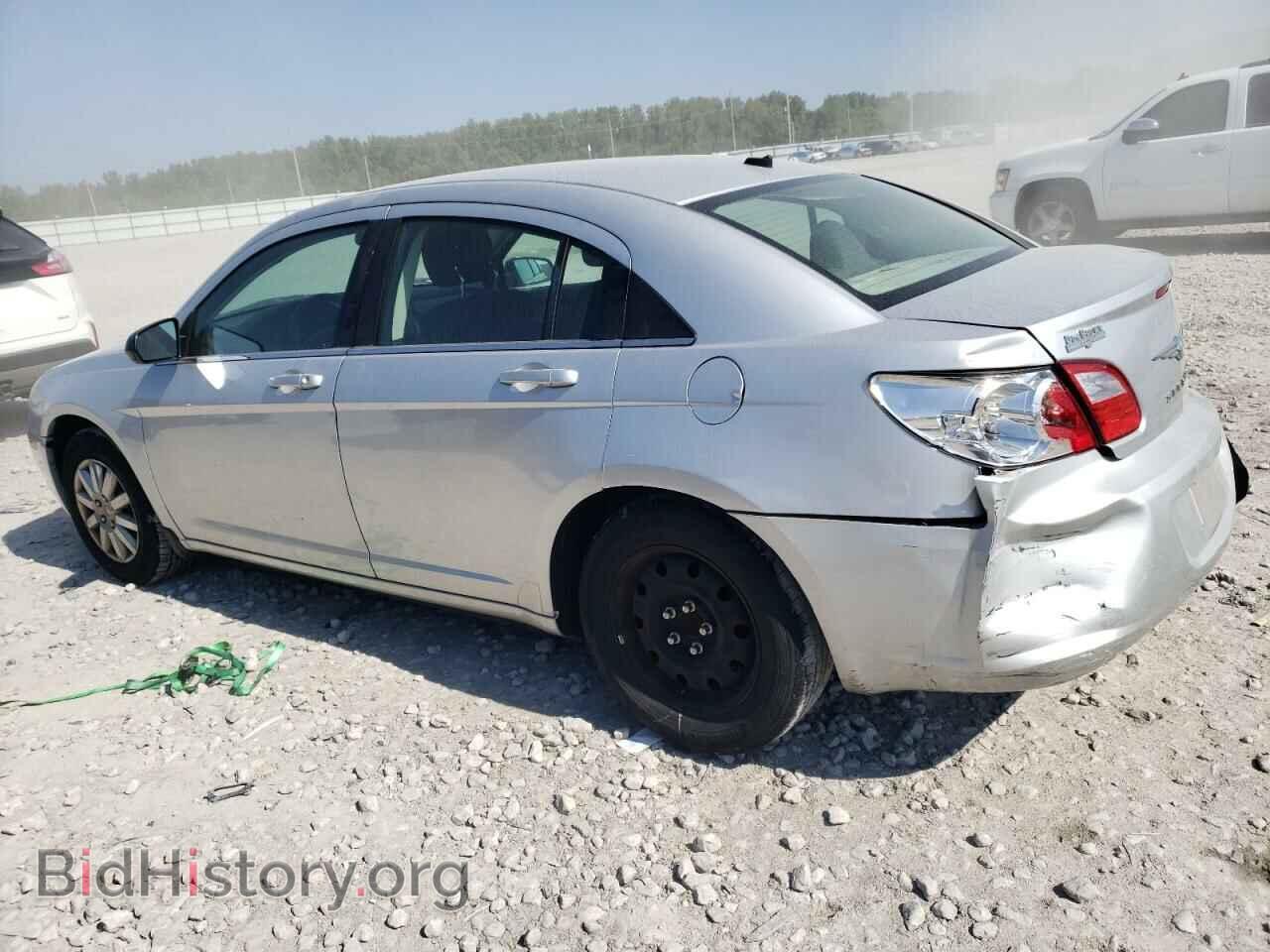 2010 CHRYSLER SEBRING - VIN: 1C3CC4FB8AN222508 - Фото 2