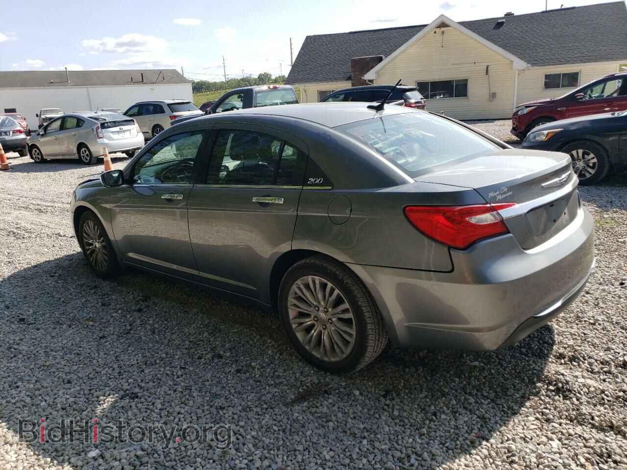 2013 CHRYSLER 200 - VIN: 1C3CCBCG8DN706266 - Фото 2