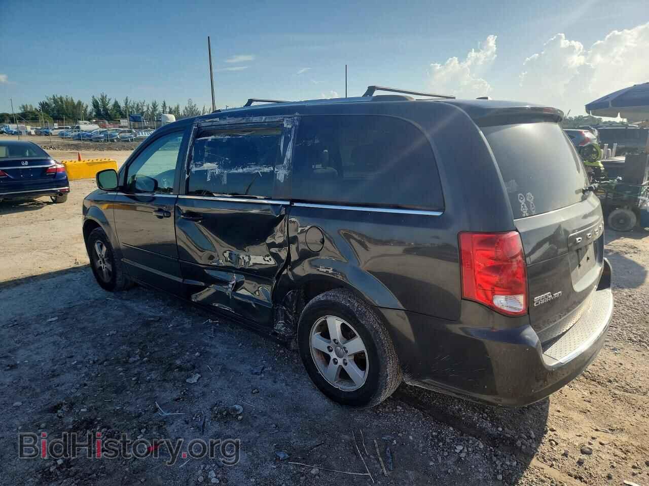 2011 DODGE CARAVAN - VIN: 2D4RN5DG0BR755108 - Photo 2