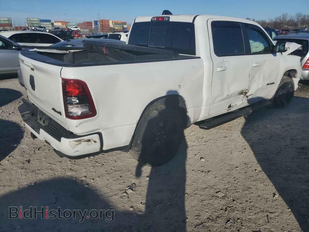 2020 RAM 1500 - VIN: 1C6SRFFT7LN304041 - Фото 3