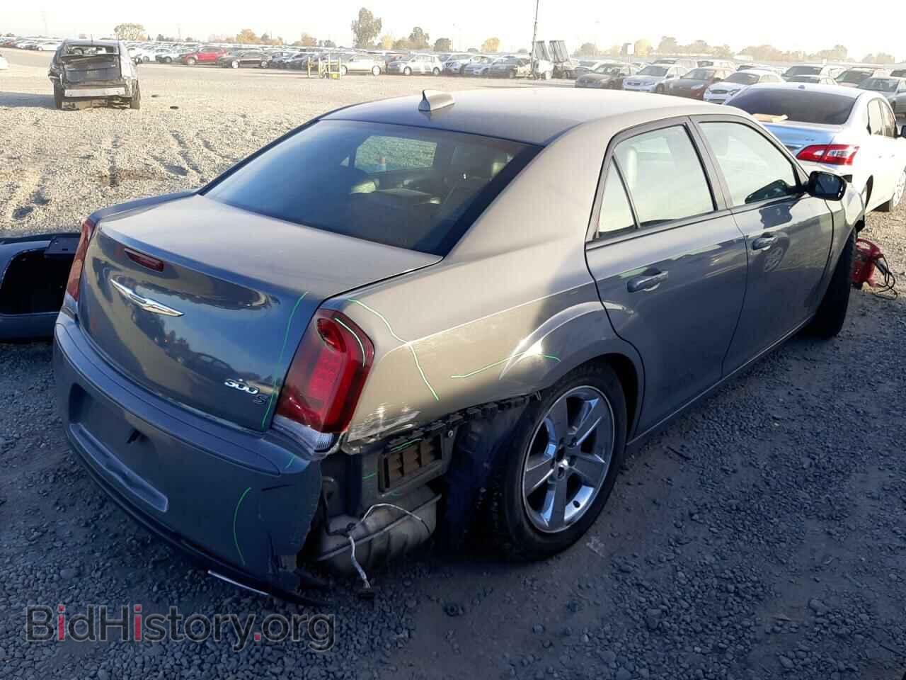 2019 CHRYSLER 300 - VIN: 2C3CCABG7KH609416 - Фото 3