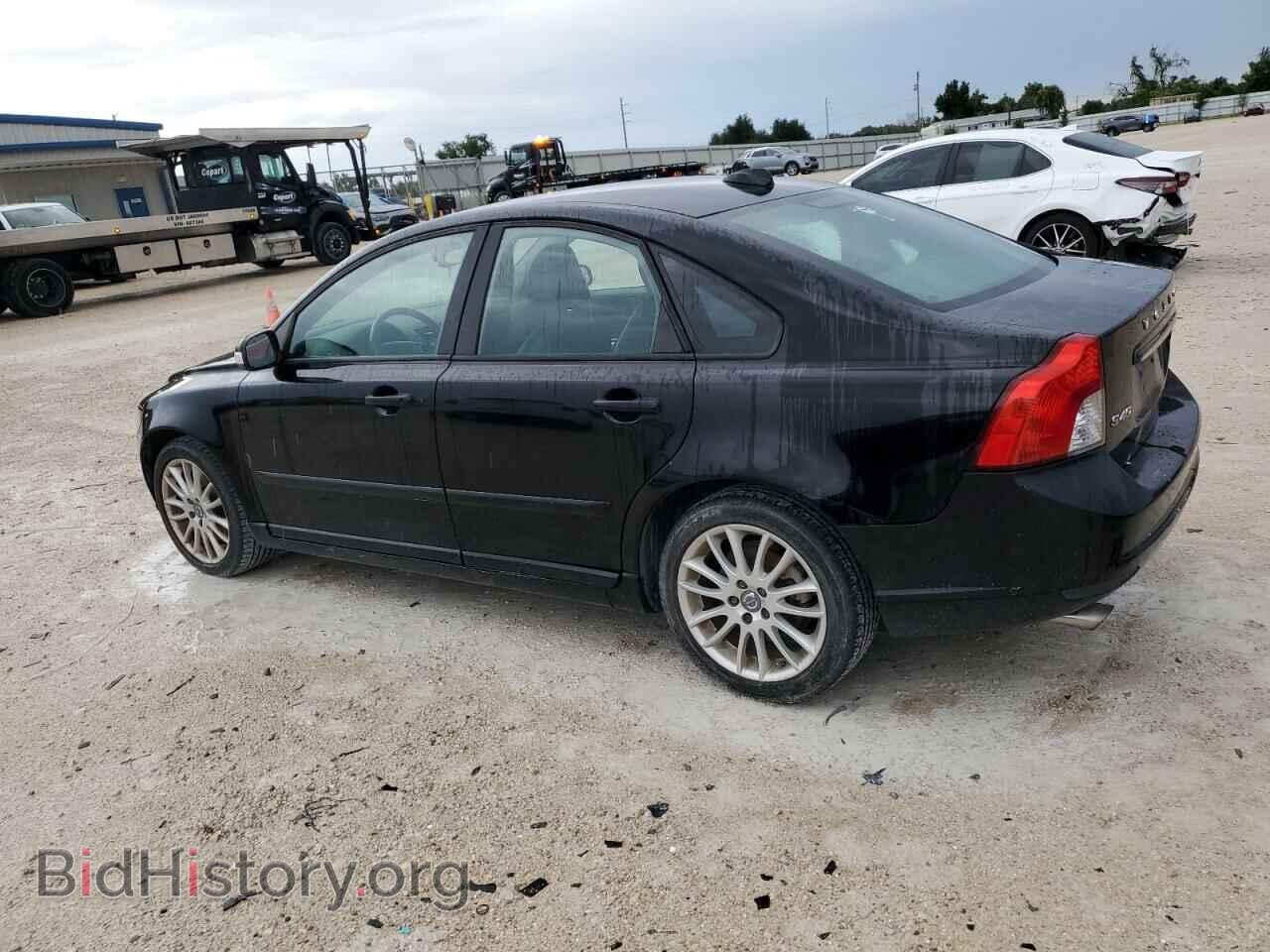 2011 VOLVO S40 - VIN: YV1672MS5B2545741 - Фото 2