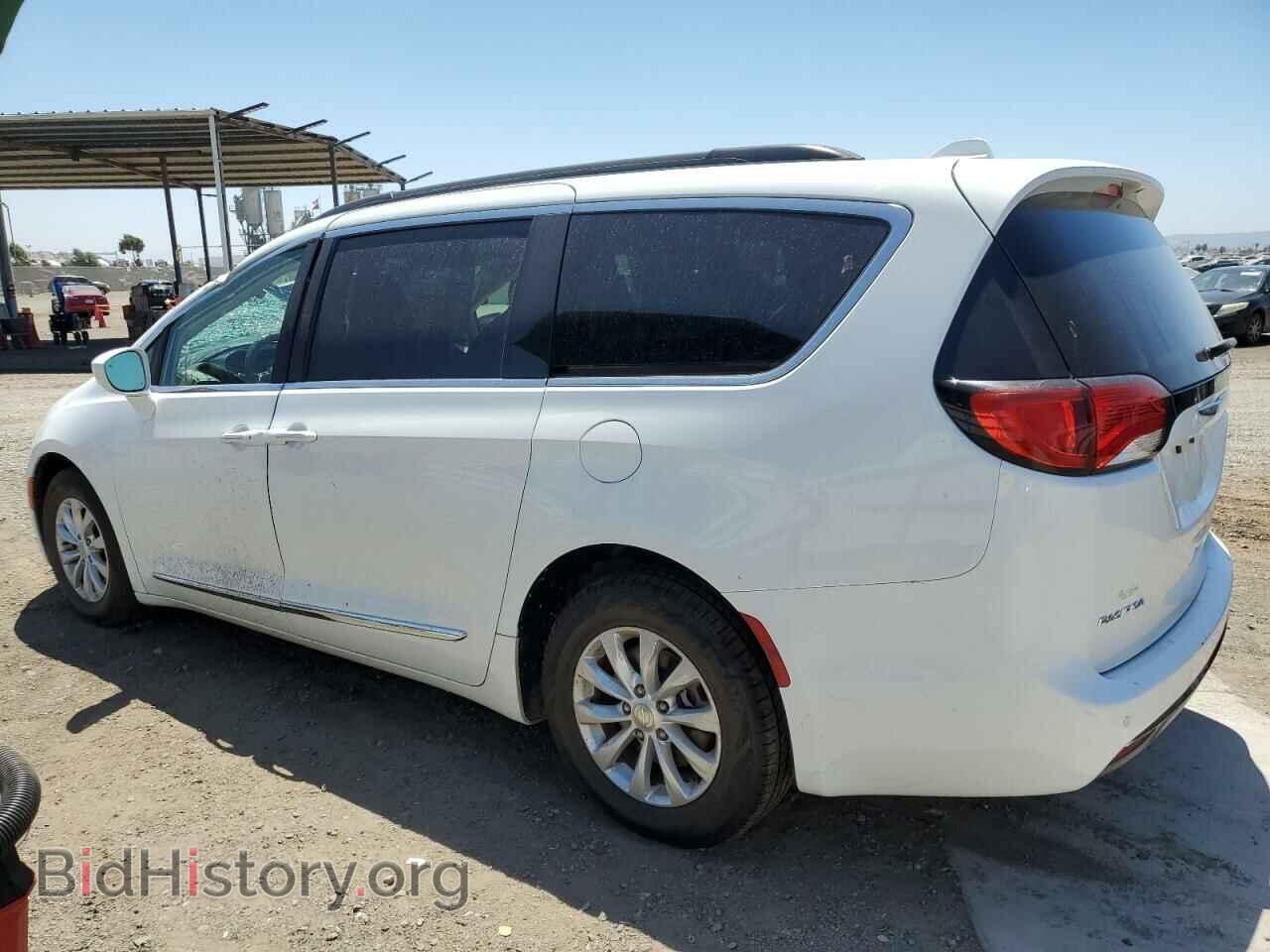 2017 CHRYSLER PACIFICA - VIN: 2C4RC1BG3HR759130 - Фото 2