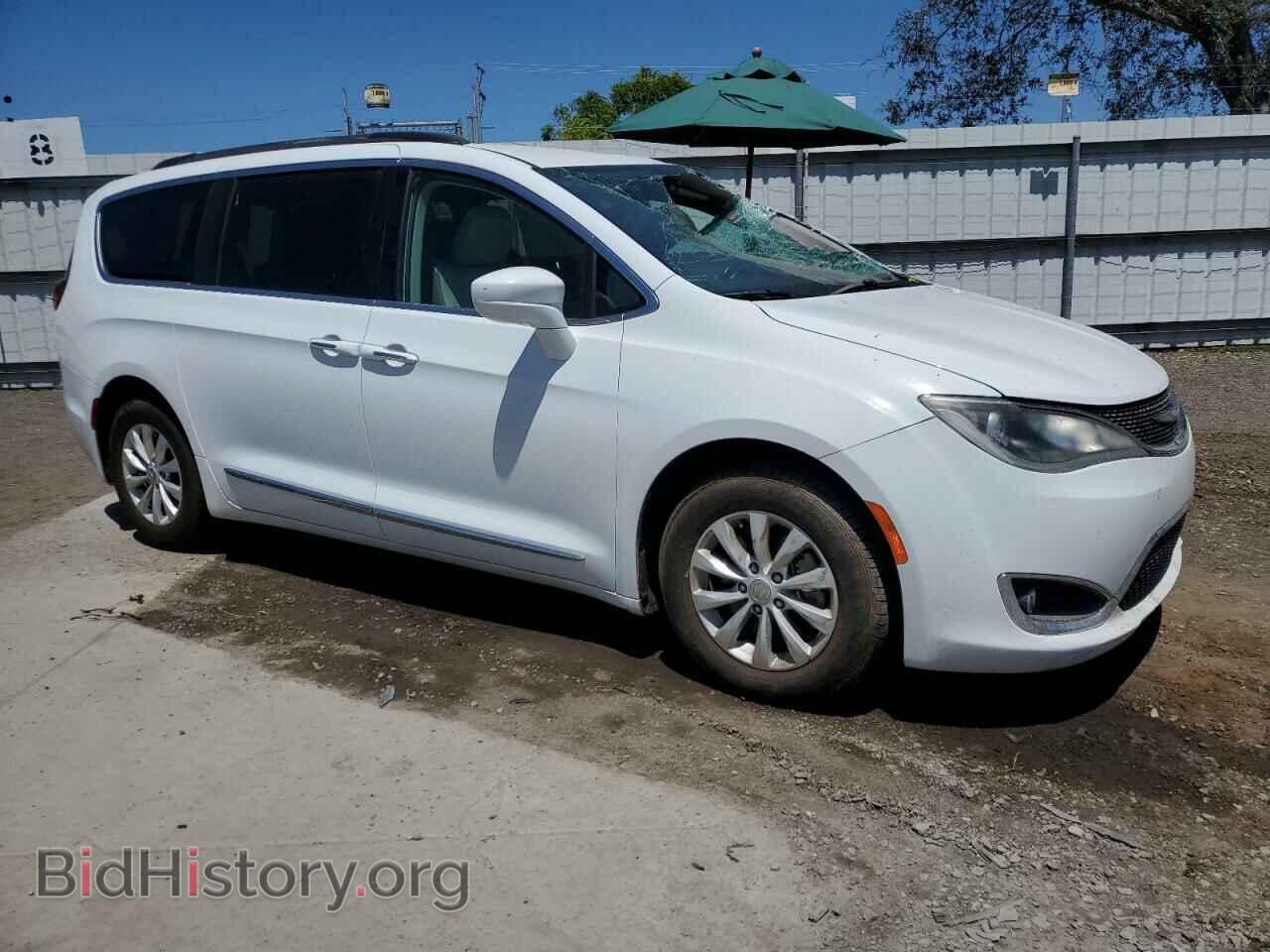 2017 CHRYSLER PACIFICA - VIN: 2C4RC1BG3HR759130 - Фото 4