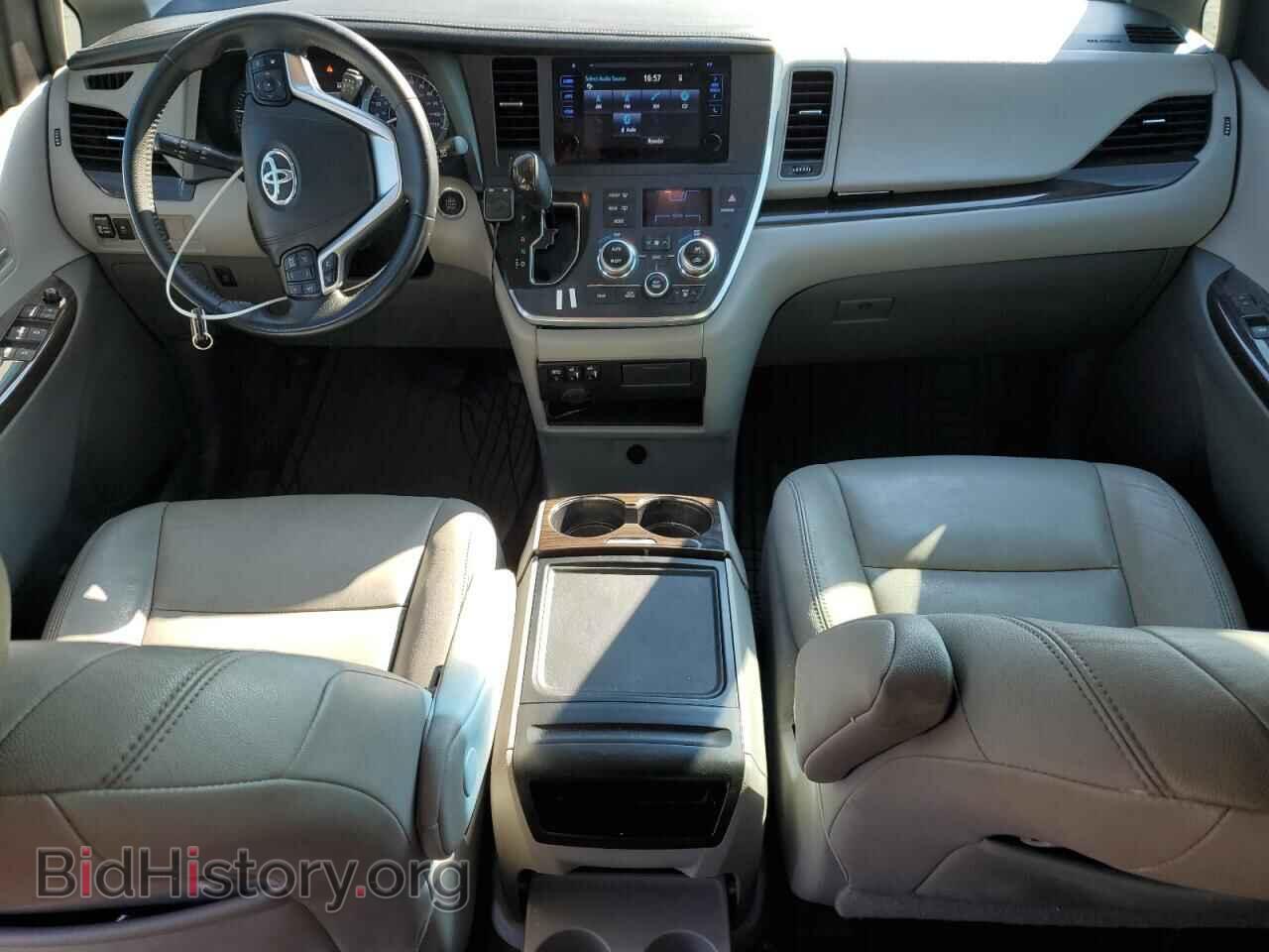2017 TOYOTA All Models - VIN: 5TDYZ3DC8HS796505 - Фото 8