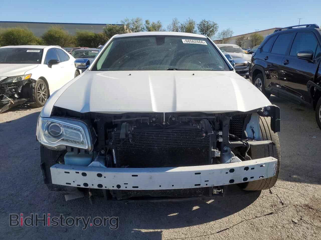 2018 CHRYSLER 300 - VIN: 2C3CCAEG3JH159824 - Фото 5