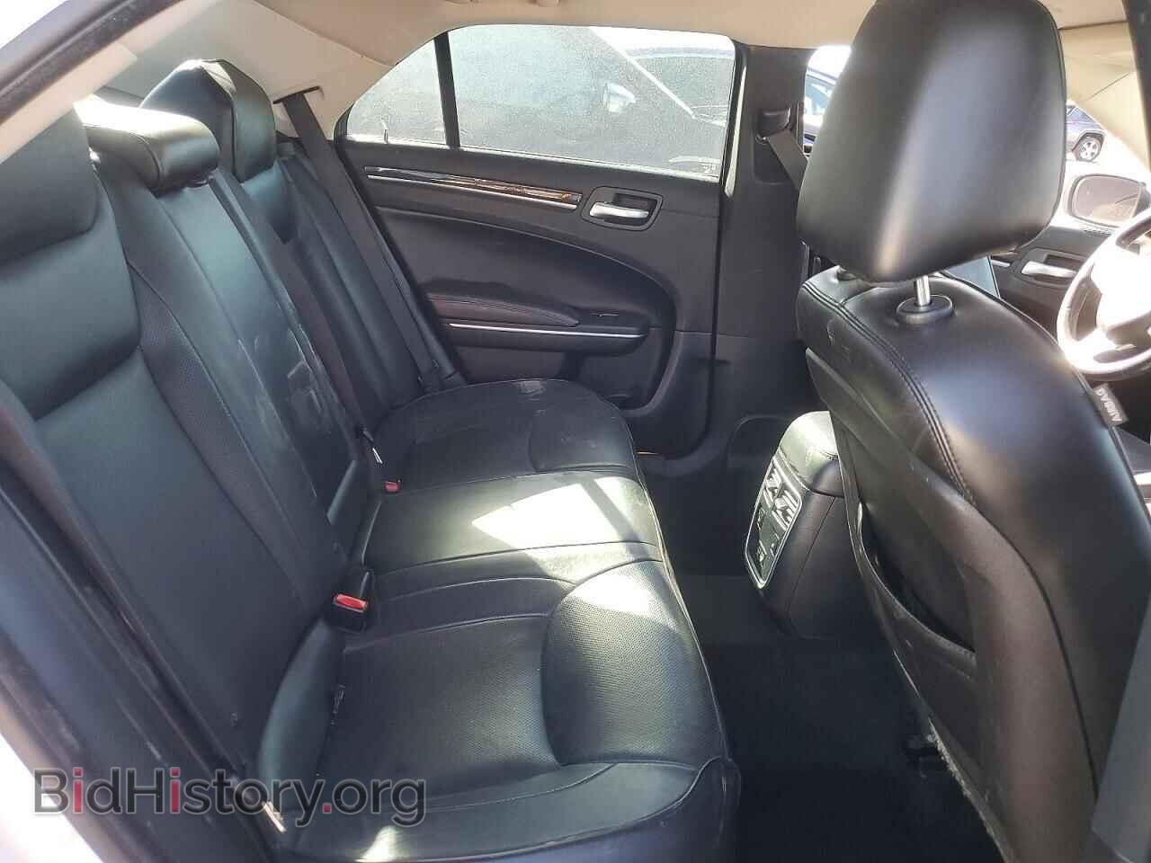 2018 CHRYSLER 300 - VIN: 2C3CCAEG3JH159824 - Фото 10