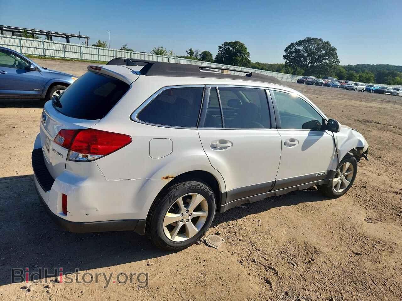 2014 SUBARU OUTBACK - VIN: 4S4BRCMC2E3208046 - Photo 3
