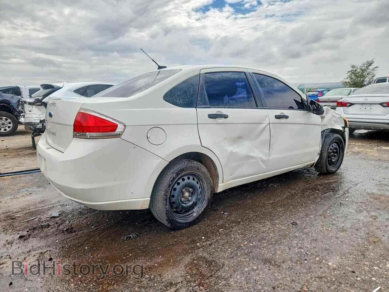 2011 FORD FOCUS - VIN: 1FAHP3EN2BW159452 - Photo 3