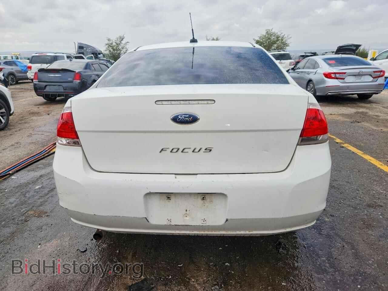 2011 FORD FOCUS - VIN: 1FAHP3EN2BW159452 - Photo 6