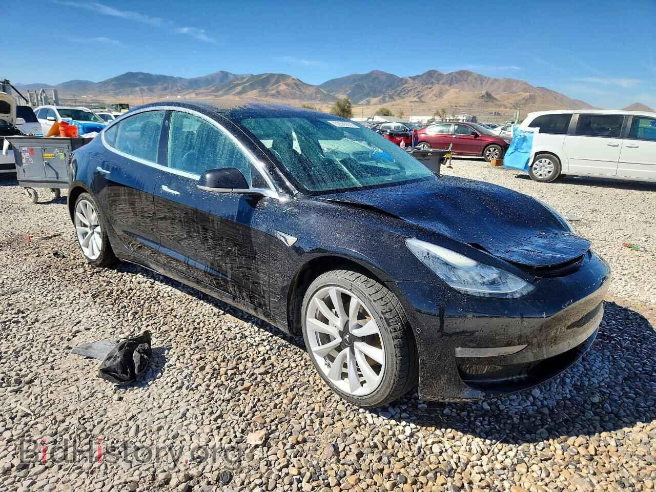 2018 TESLA MODEL 3 - VIN: 5YJ3E1EA7JF023669 - Photo 4