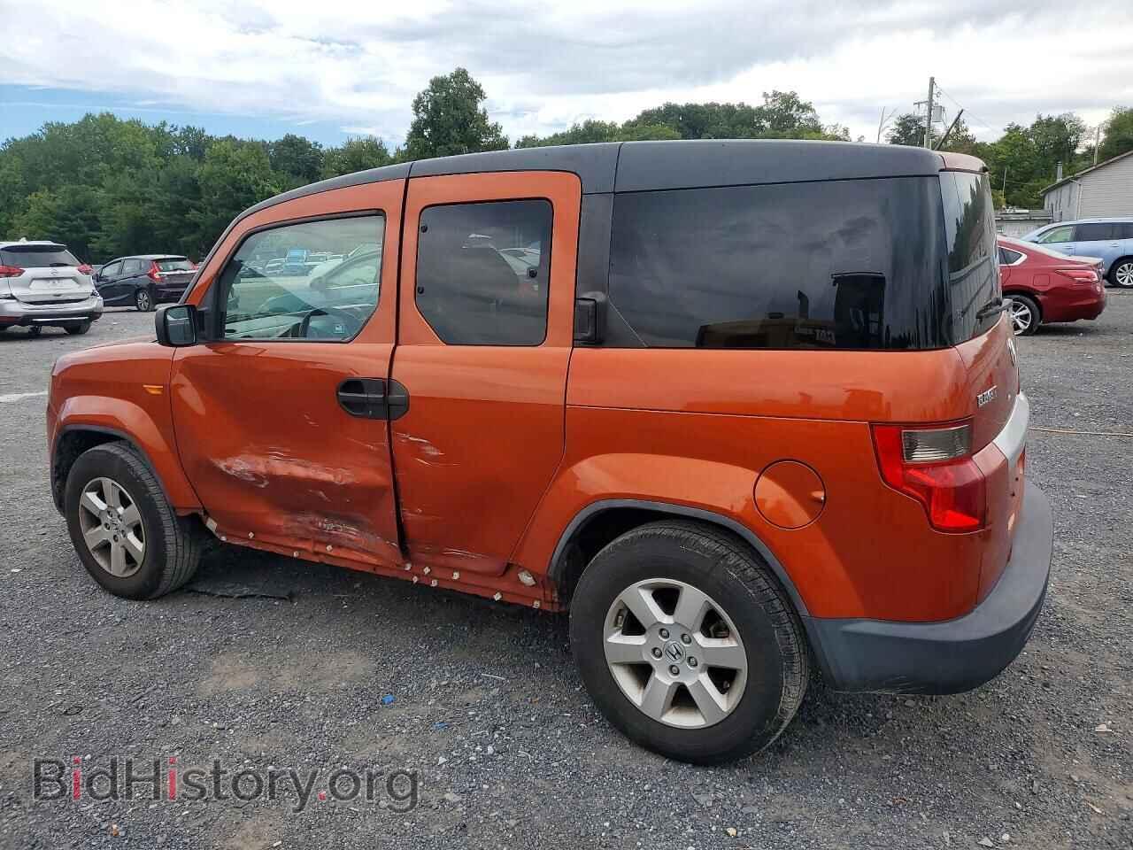 2011 HONDA ELEMENT - VIN: 5J6YH2H7XBL005825 - Photo 2