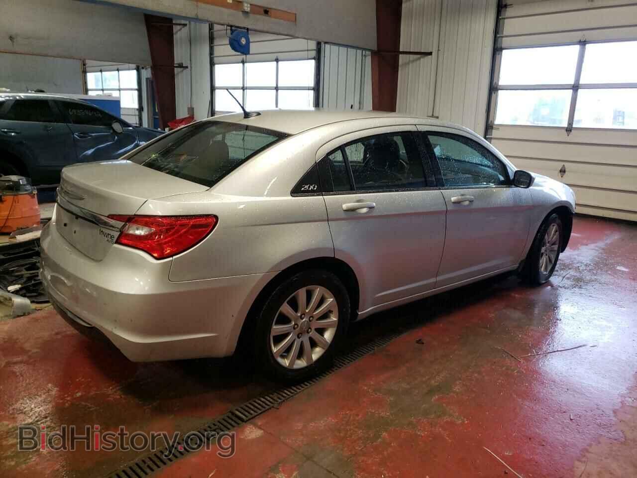 2011 CHRYSLER 200 - VIN: 1C3BC1FB3BN575976 - Фото 3