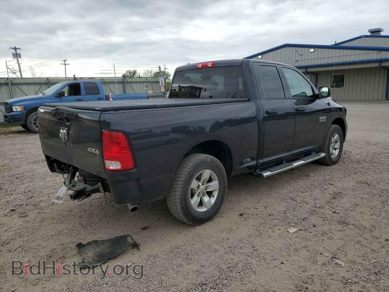 2018 RAM 1500 - VIN: 1C6RR7FG9JS220261 - Фото 3