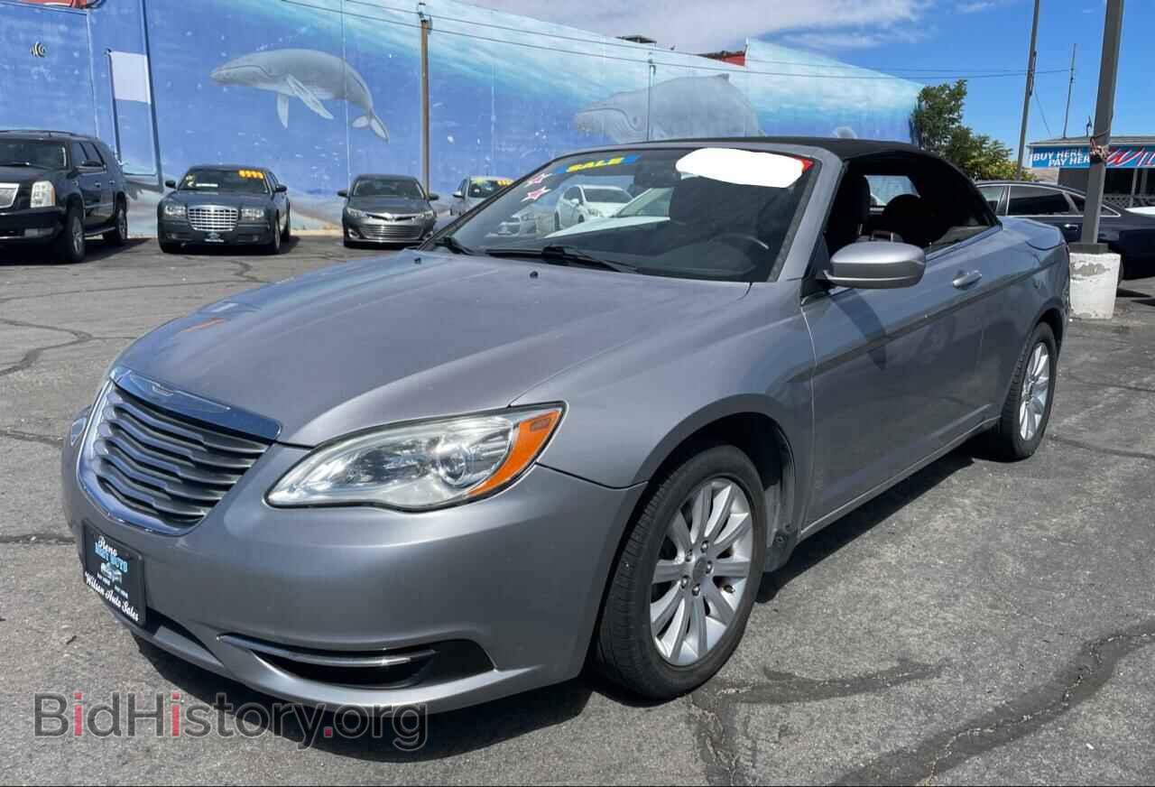 2013 CHRYSLER 200 - VIN: 1C3BCBEB5DN592322 - Photo 2