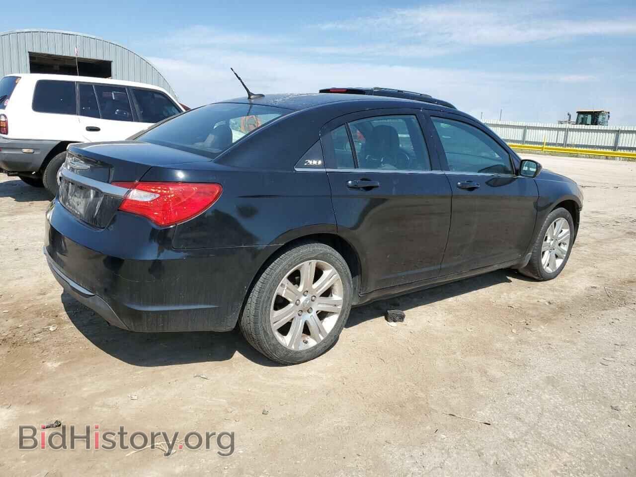2013 CHRYSLER 200 - VIN: 1C3CCBAB3DN705226 - Фото 3