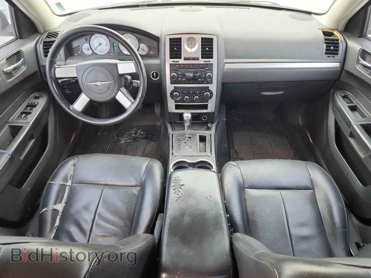 2010 CHRYSLER 300 - VIN: 2C3CA5CVXAH324671 - Фото 8