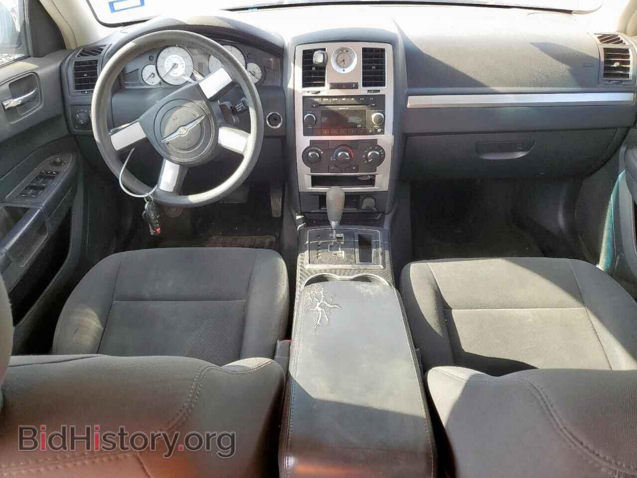 2010 CHRYSLER 300 - VIN: 2C3CA4CD2AH100053 - Фото 8
