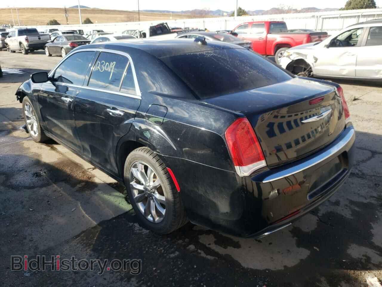 2016 CHRYSLER 300 - VIN: 2C3CCAKG4GH212947 - Фото 3
