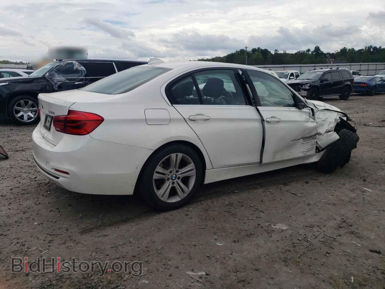 2018 BMW 3 SERIES - VIN: WBA8D9G52JNU70125 - Фото 3
