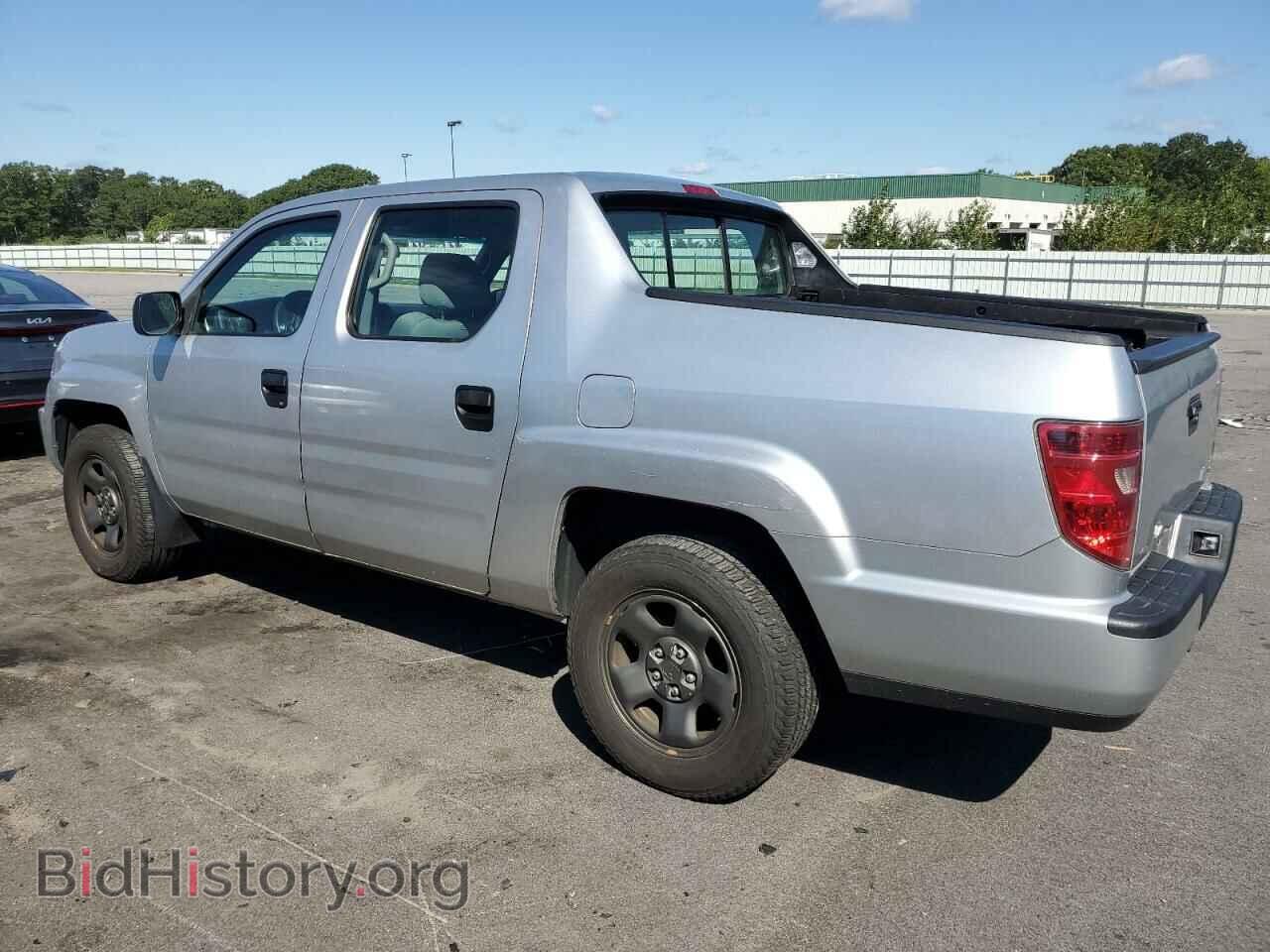 2011 HONDA RIDGELINE - VIN: 5FPYK1F22BB452071 - Фото 2