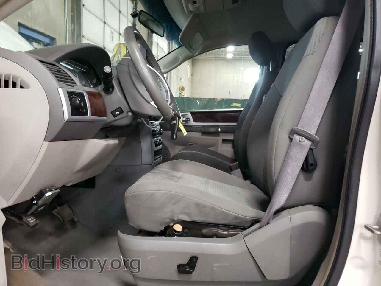 2010 CHRYSLER MINIVAN - VIN: 2A4RR5D11AR153386 - Фото 7