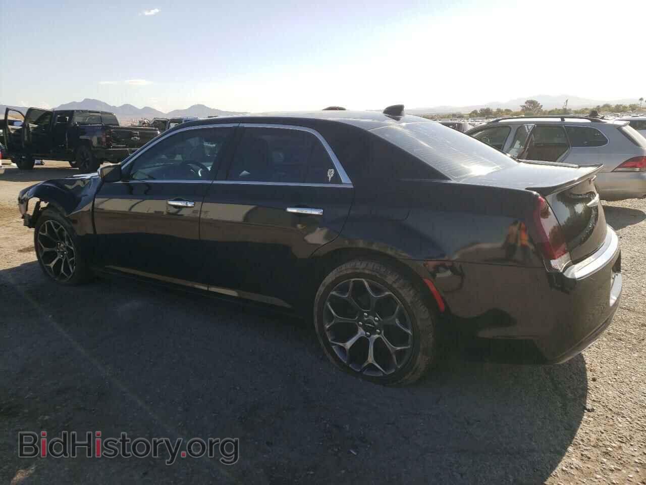 2016 CHRYSLER 300 - VIN: 2C3CCAEG3GH260886 - Фото 2
