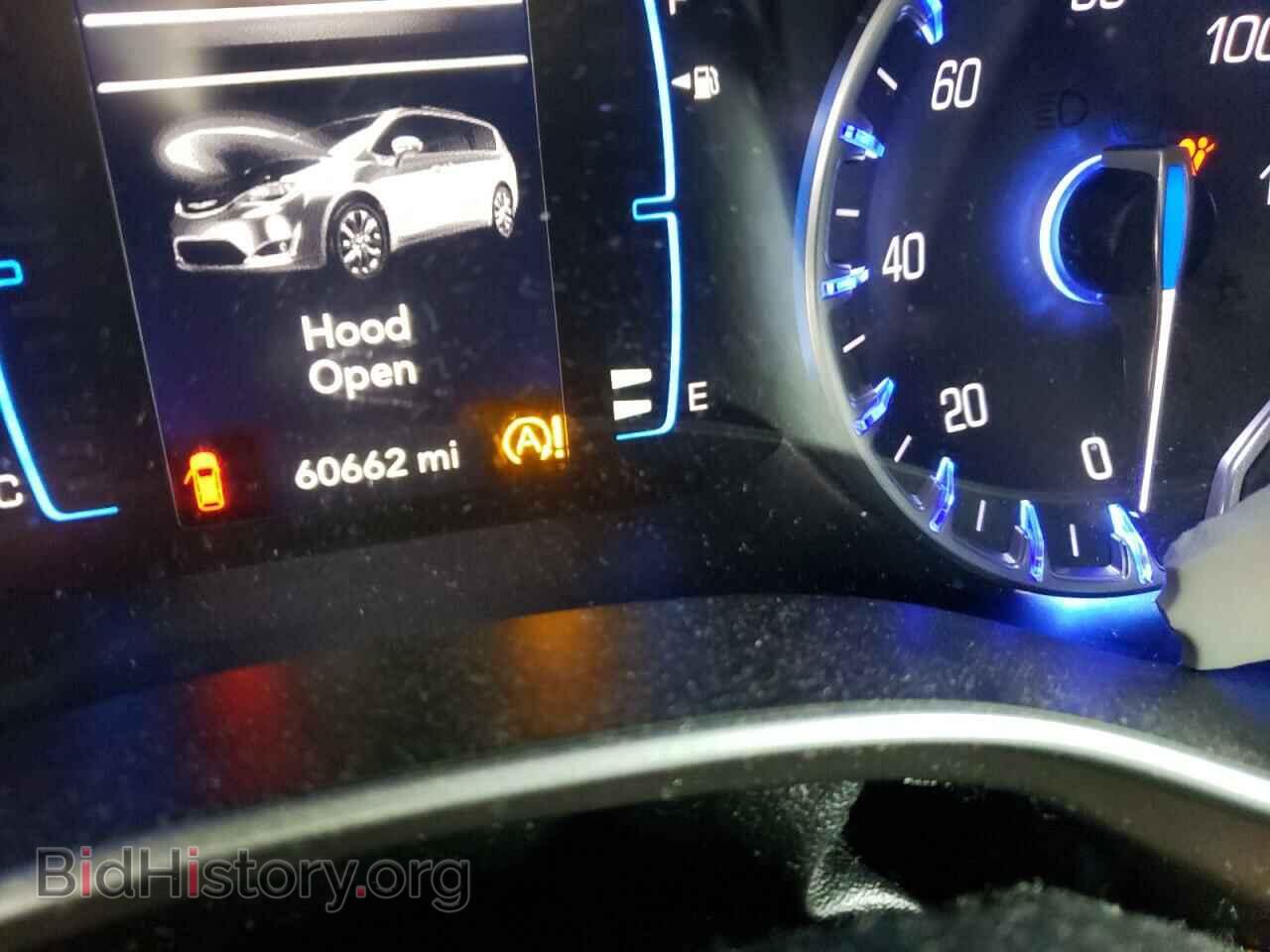2017 CHRYSLER PACIFICA - VIN: 2C4RC1DG7HR744871 - Фото 8