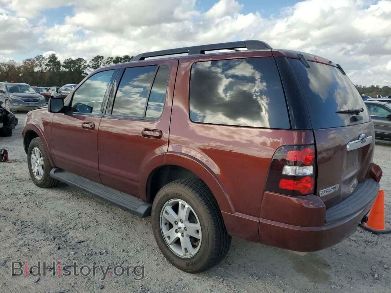 2009 FORD EXPLORER - VIN: 1FMEU63E59UA20895 - Фото 2